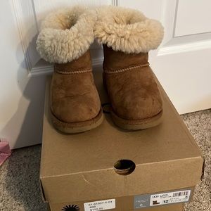Girls Bailey Button Uggs